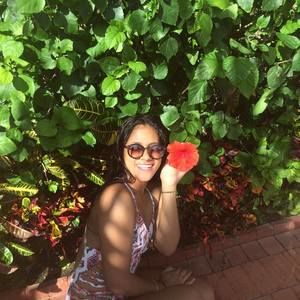 Meet your Posher, Fernanda